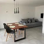 Strandnah Und Ruhig Mit Tiefgaragenstellplatz Lejlighed Sierksdorf