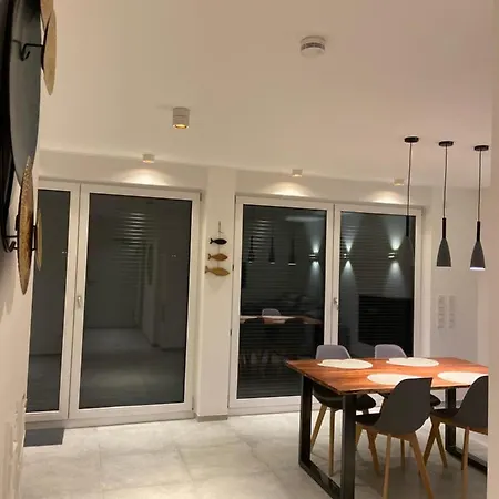Apartment Neubauwohnung Inklusive Tiefgaragenstellplatz, Strandnah Und Ruhig Gelegen Sierksdorf